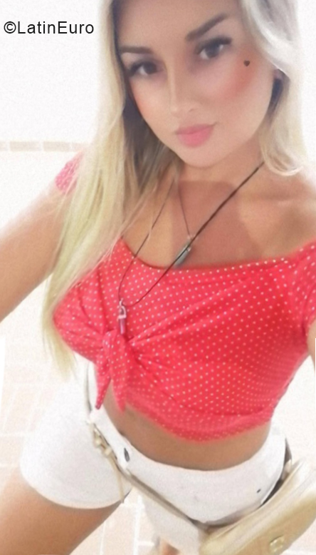 Date this cute Colombia girl Luisa from Colombia CO30145