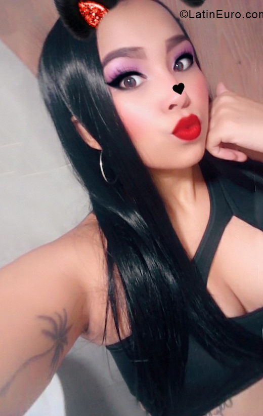 Date this georgeous Colombia girl Graciela from Cali CO30256