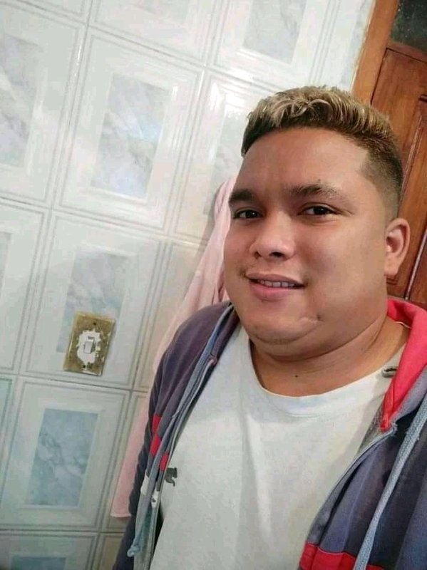 Date this foxy Ecuador man Angelmiguel from Quito EC802