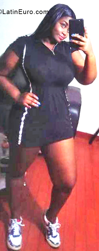 Date this tall Colombia girl Danna from Cali CO30797