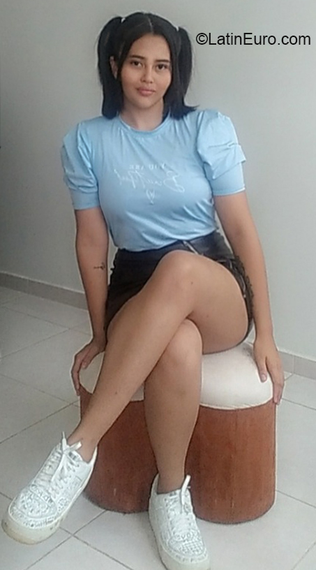 Date this young Colombia girl Manuela from Pereira CO30285