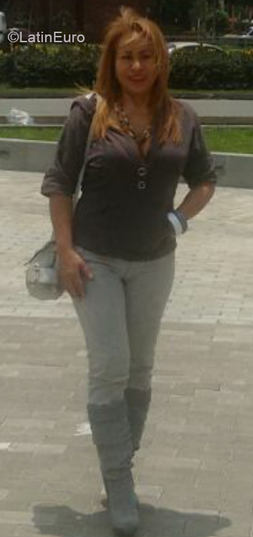 Date this pretty Colombia girl Emita from Medellin CO30784