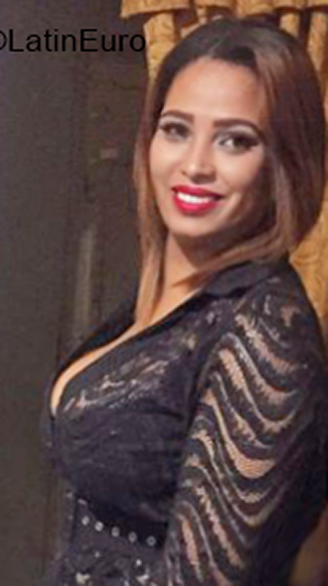 Date this tall Dominican Republic girl Leidy laura from Santo Domingo DO39866