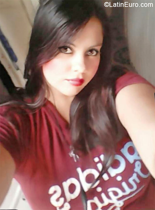 Date this hard body Colombia girl Heidy from Cartagena CO30319