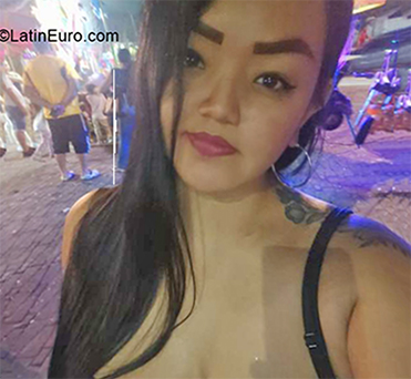 Date this happy Colombia girl Maleja from Bucaramanga CO30338