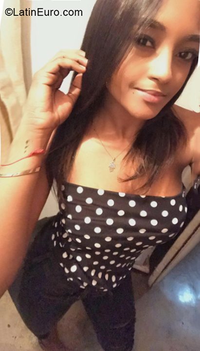 Date this passionate Costa Rica man Juan from Santo Domingo DO39884
