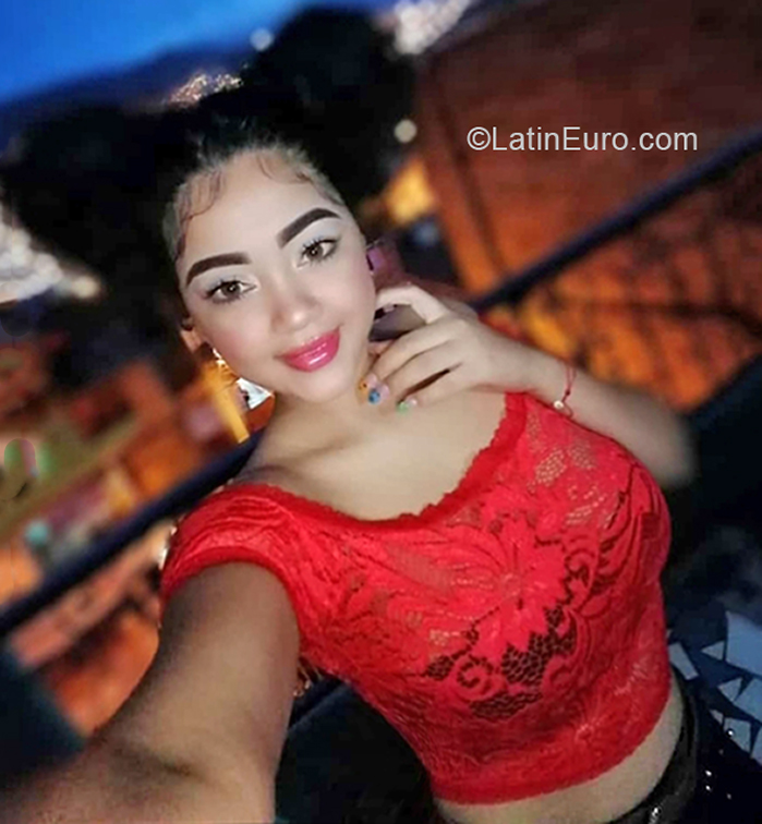 Date this young Colombia girl Zaibeht from Medellin CO30365