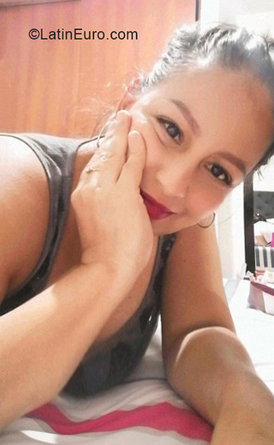 Date this beautiful Colombia girl Maribel marin r from Cali CO30406