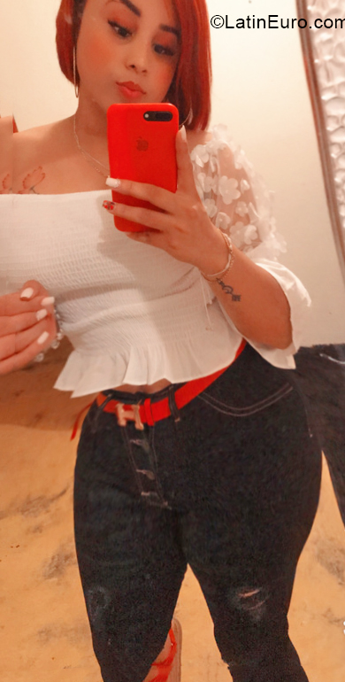 Date this sensual Dominican Republic girl Scarlett from Santo Domingo DO39930
