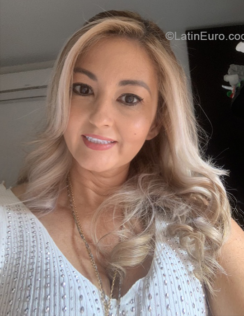 Date this delightful Colombia girl Maria del pilar from Cali CO30473