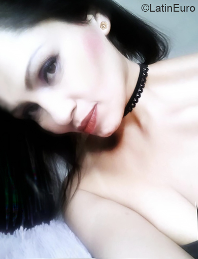 Date this fun Colombia girl Catalina from Bogota CO30507