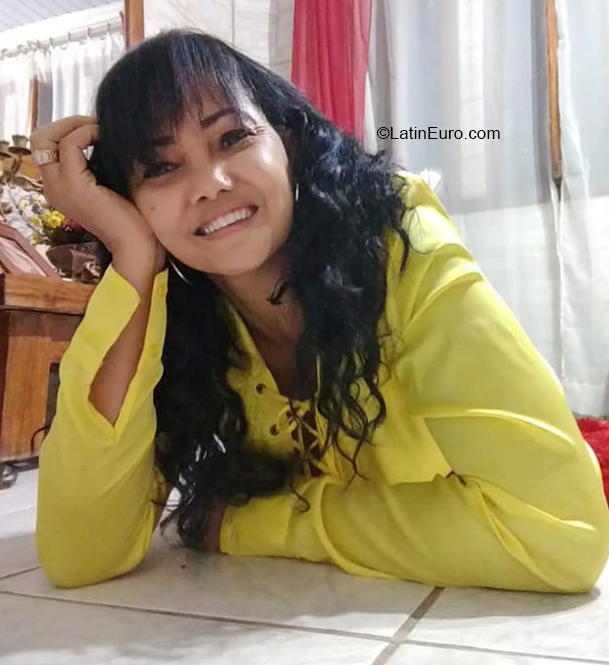 Date this tall Brazil girl Maria from Itabuna BR11453