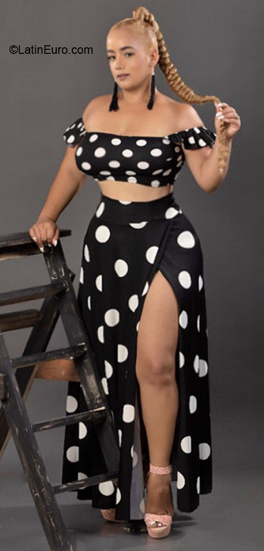 Date this gorgeous Dominican Republic girl Massiel from Puerto Plata DO40022