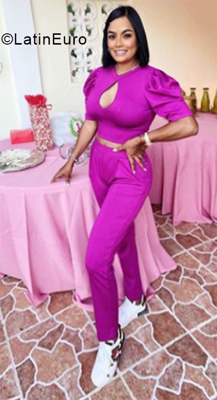 Date this charming Dominican Republic girl Yanny from Puerto Plata DO40051