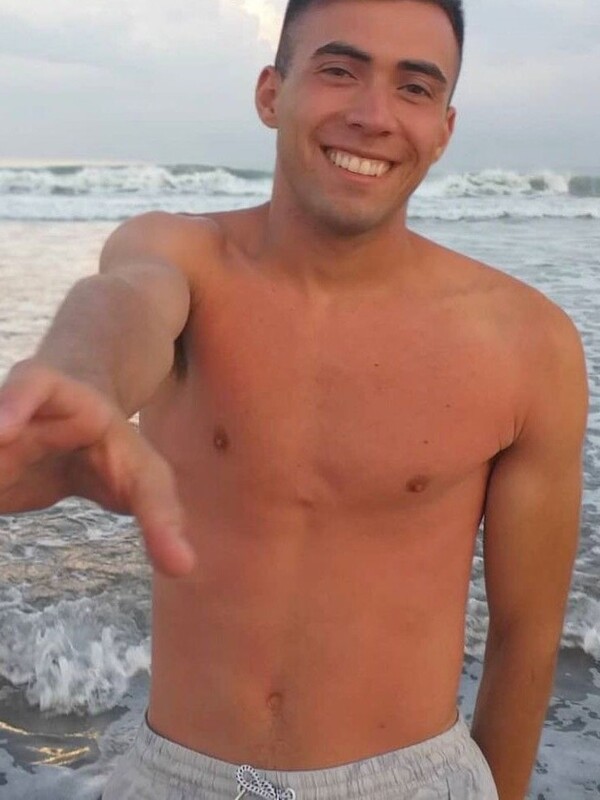 Date this stunning Argentina man Ismael from Mendoza AR778