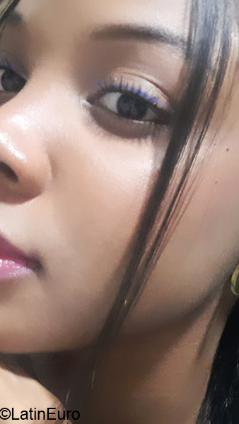 Date this funny Colombia girl Lia from Cali CO30664