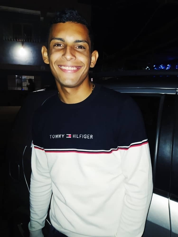 Date this charming Venezuela man Maikel from Caracas VE4037