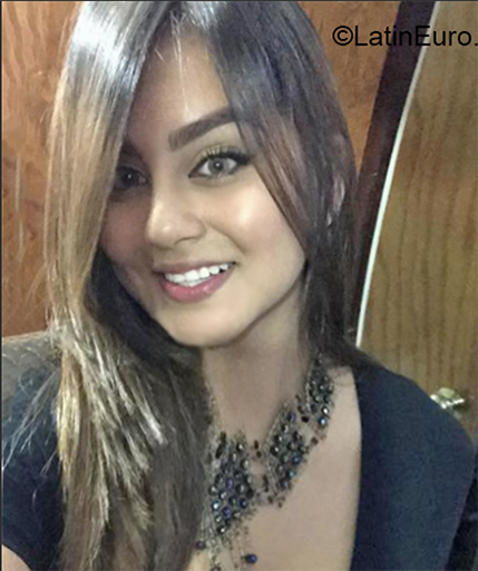 Date this young El Salvador girl Isabel from San Salvador SV171