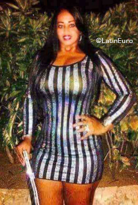 Date this hard body Dominican Republic girl Jaquelin from Santo Domingo DO40173