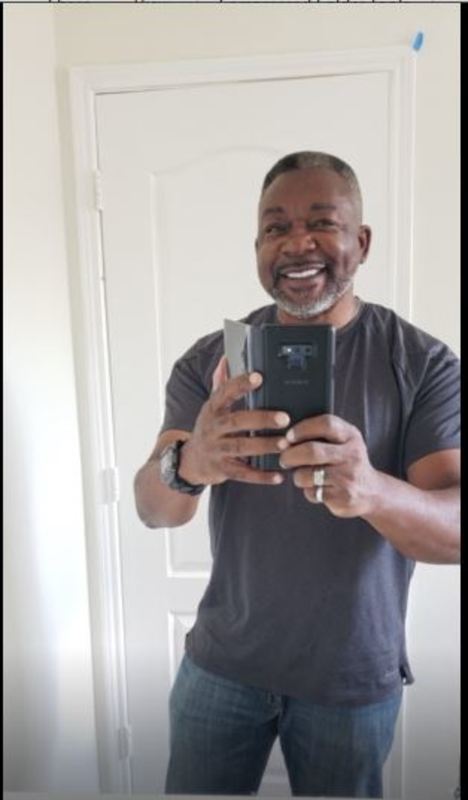 Date this attractive United States man Den from Honolulu US21441