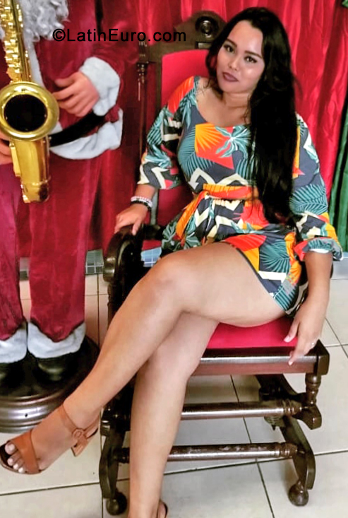Date this lovely Brazil girl Dayane from Manaus BR11489
