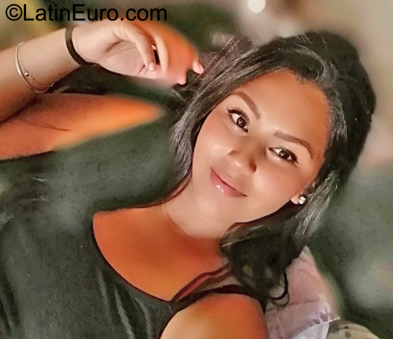 Date this stunning Chile girl Susa from Santiago CL294