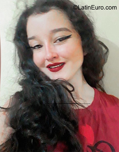Date this foxy Bolivia girl Michelle from Santa Cruz CO31004