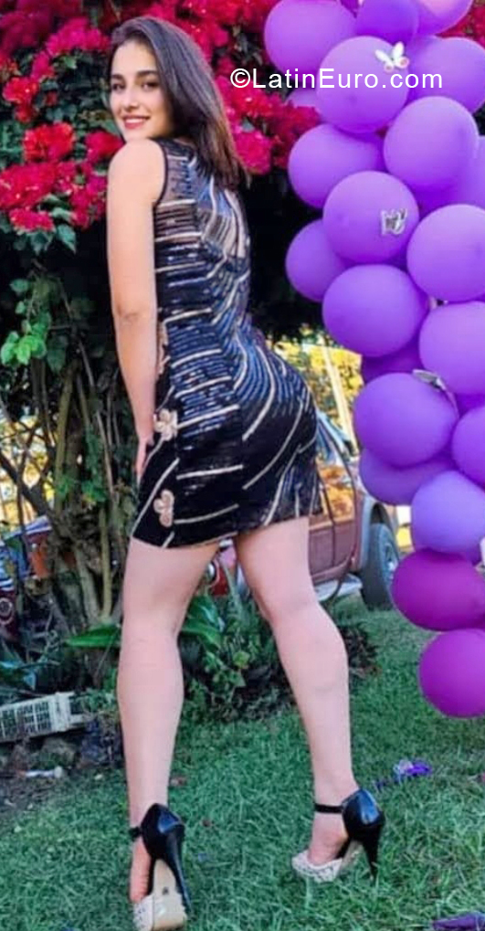 Date this pretty Spain girl Fernanda from Valencia ES666