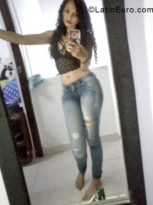 Date this fun Colombia girl Tay from Barranquilla CO31027