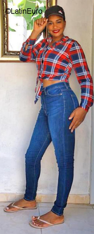 Date this fun Dominican Republic girl Nena from Pimentel DO40448