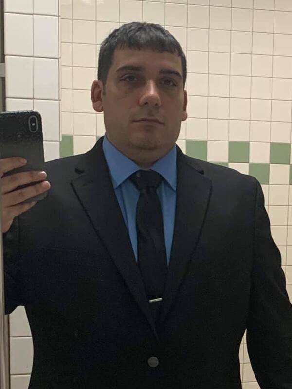 Date this hard body United States man John from Utica US21505