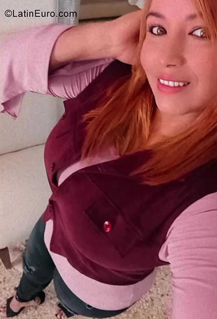 Date this gorgeous Dominican Republic girl Dilenia from Santo Domingo DO40612