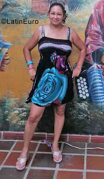 Date this foxy Colombia girl NEYLA from Madrid CO31087
