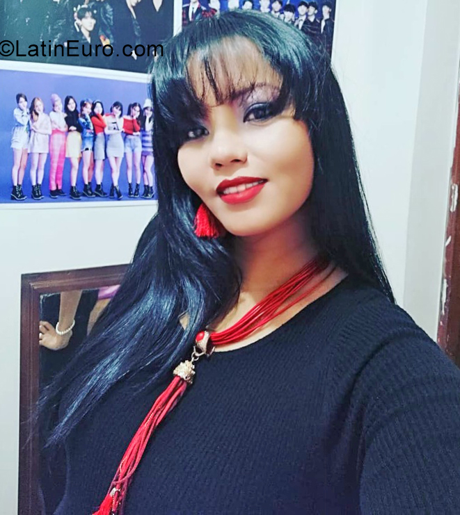 Date this sultry Colombia girl BELA from Bucaramanga CO31107