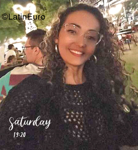 Date this attractive Brazil girl Jeane from fortaleza BR11594