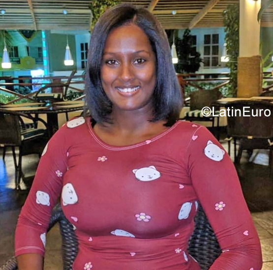 Date this cute Dominican Republic girl Yaniles from Santo Domingo DO40467