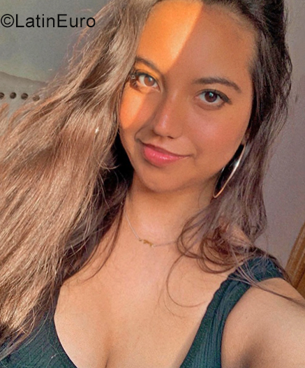 Date this georgeous Spain girl Carla from Madrid ES676