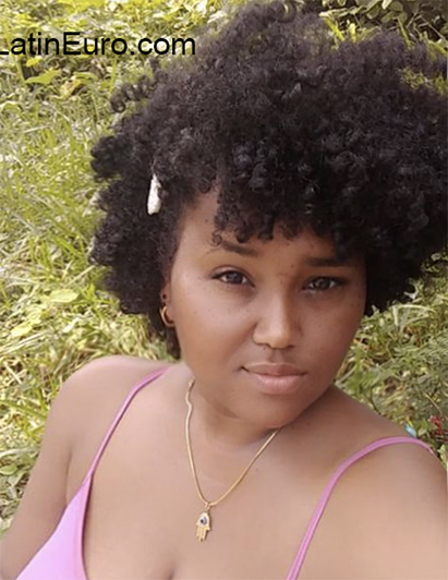 Date this funny Dominican Republic girl Amanda from Santiago De Los Caballeros DO40548