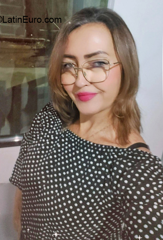 Date this hard body Brazil girl Maria from Boa Vista BR11653