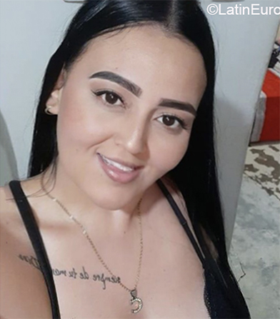Date this hot Colombia girl Caro from Medellín CO31319