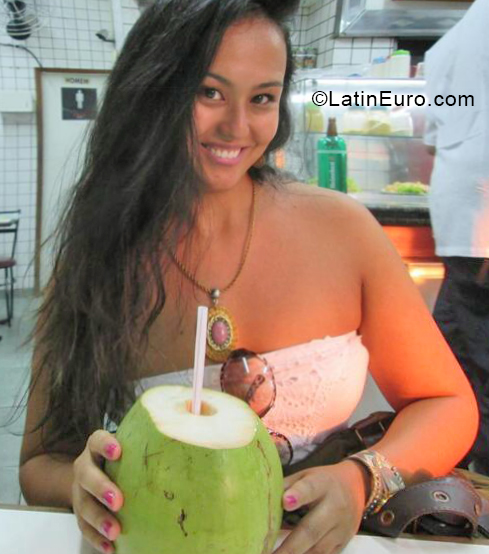 Date this hot Brazil girl Lilia from Sao Paulo BR11707