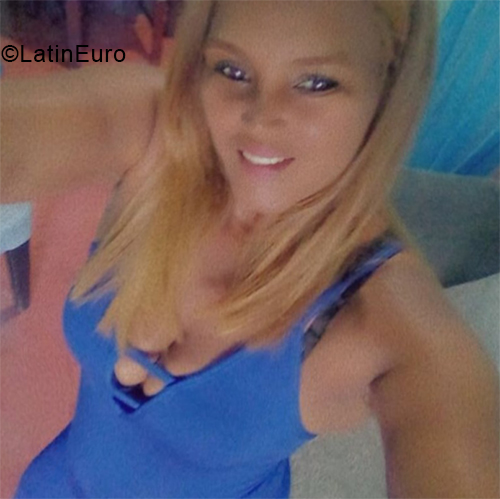 Date this funny Dominican Republic girl Yahaira from Santiago DO40668