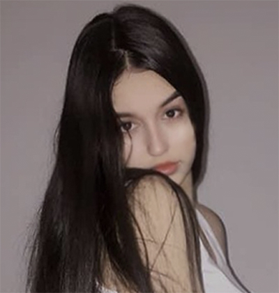 Date this young Colombia girl Neni from Cali CO31501