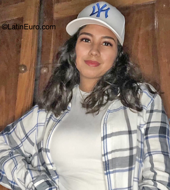 Date this cute Dominican Republic girl Mara from  PA1327