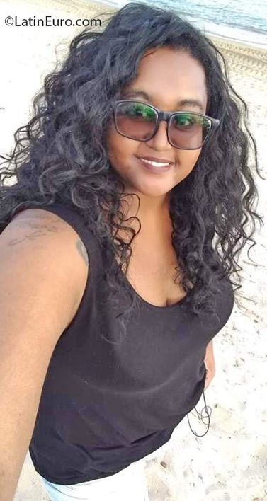 Date this exotic Brazil girl Juny from Caraguatatuba BR11801