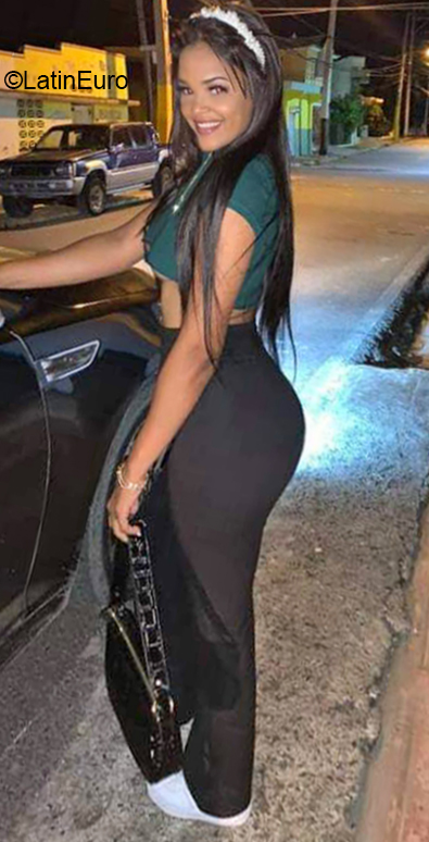 Date this young Dominican Republic girl Camila peguero from Santo Domingo DO40834