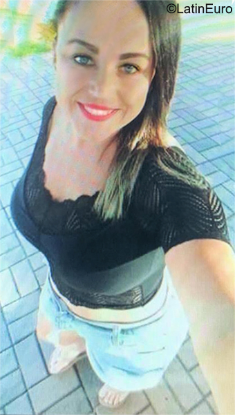 Date this voluptuous Brazil girl John from Rio de Janeiro BR11922