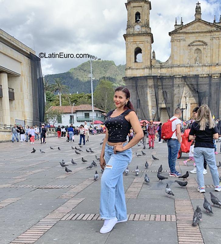 Date this sultry Colombia girl Angelica from Bogota CO31933