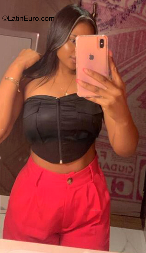 Date this gorgeous Dominican Republic girl Emelys from Santo Domingo Norte DO50827