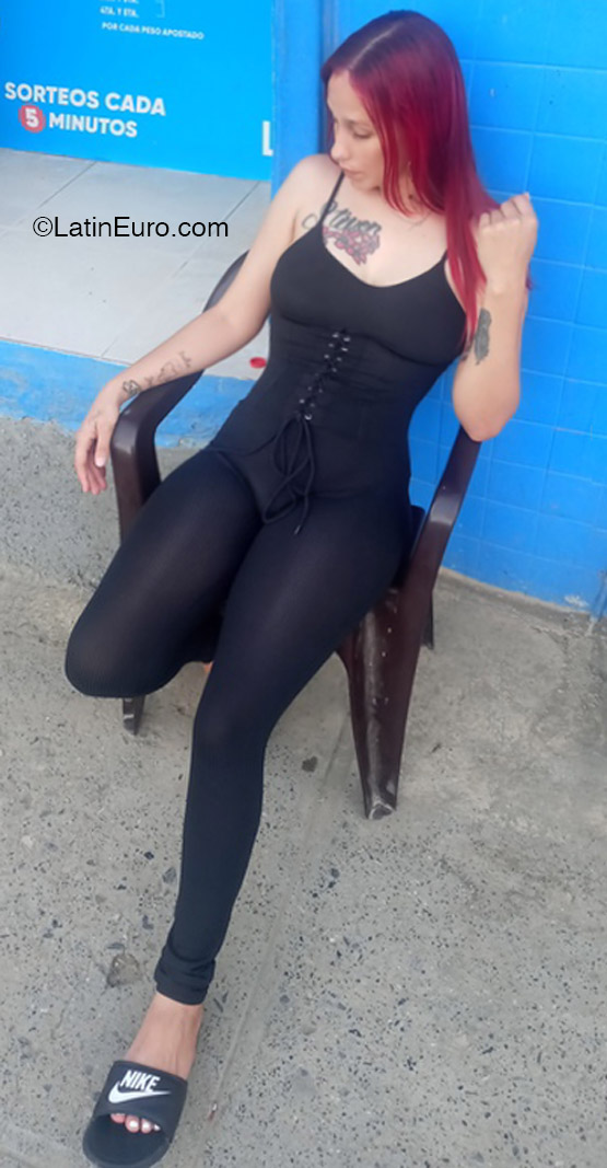 Date this cute Dominican Republic girl Arianny from Santiago DO51050